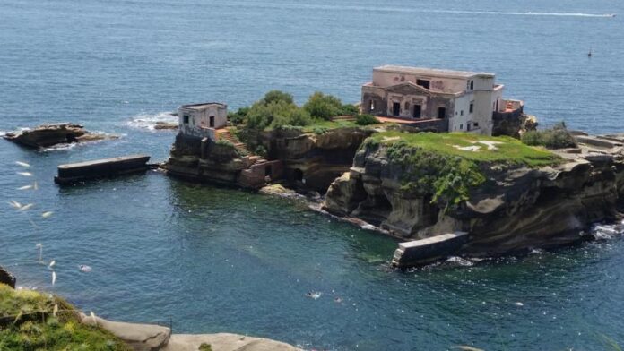 Gaiola Island