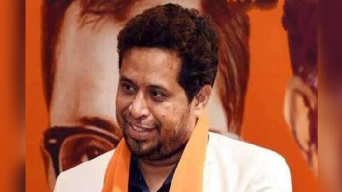 Saumitra Khan