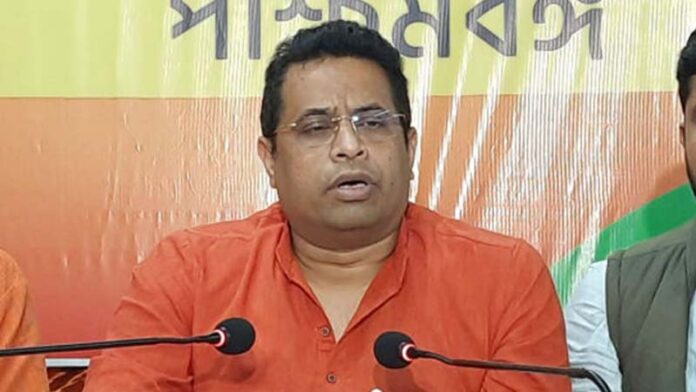 Saumitra Khan