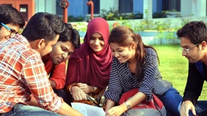A group girls and boys